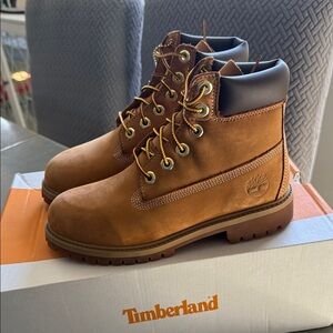 Timberland Kids Brown Premium 6 inch Waterproof WheatNutbuck Boots size 4M